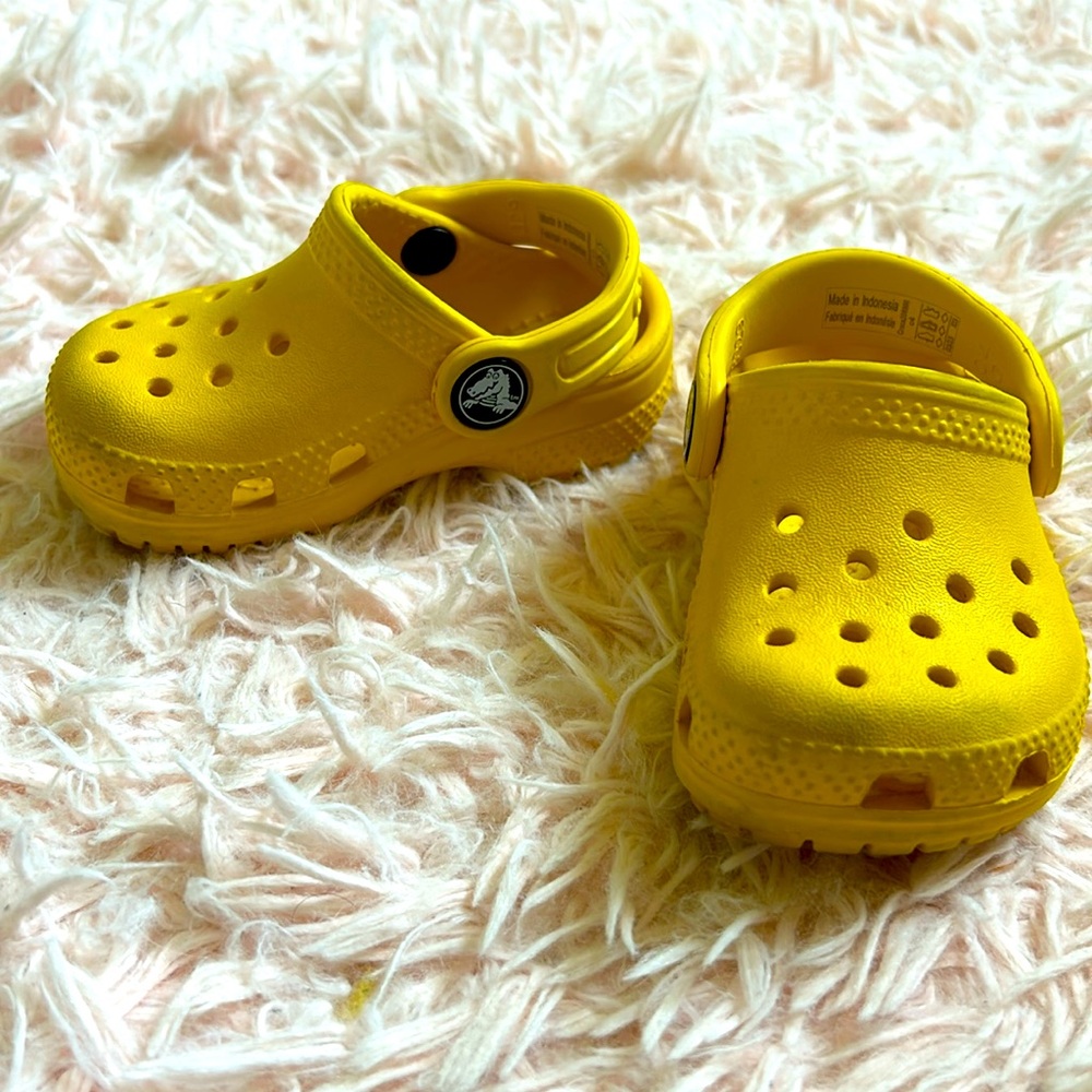 Youth Size C4 Crocs